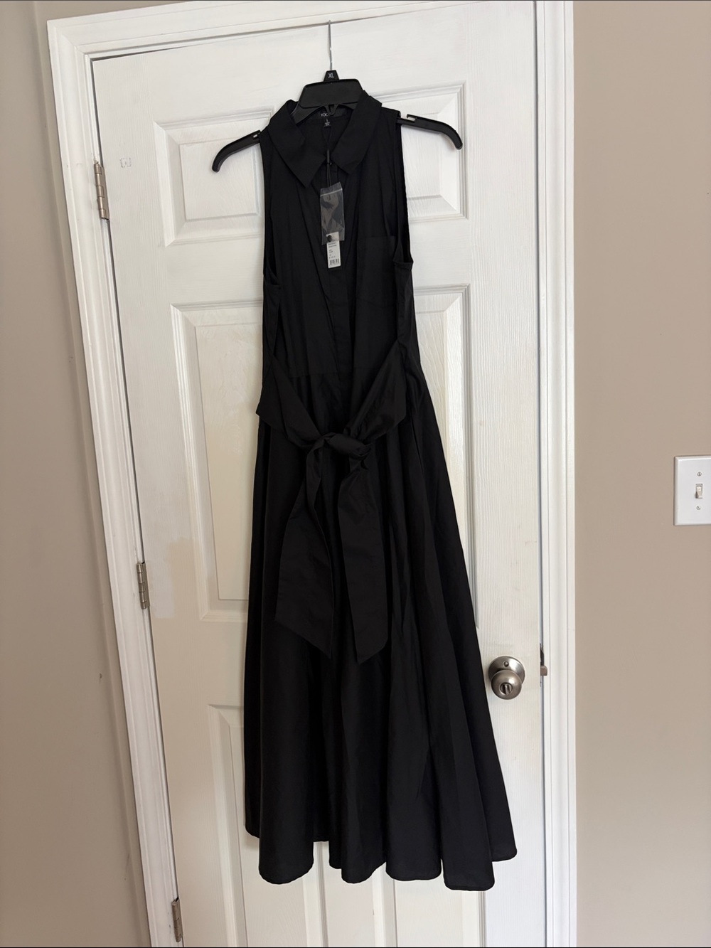Toccin Chelsea sleeveless tie-front midi shirt dress jet black size large